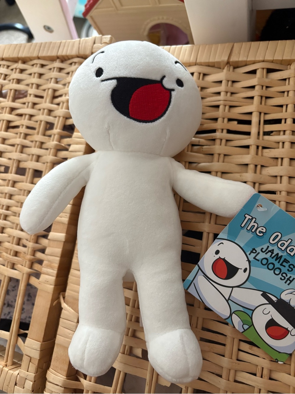 TheOdd1sout - James Plooosh plushie